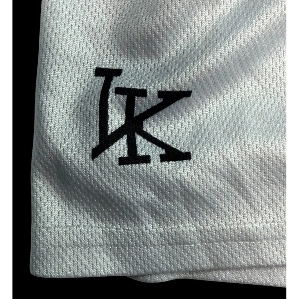 Naruto Anime Itachi Uchiha Graphic Print Men's White Mesh Gym Shorts Large